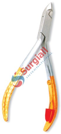 Cuticle Nipper, Double Spring w/lock. Half Gold.